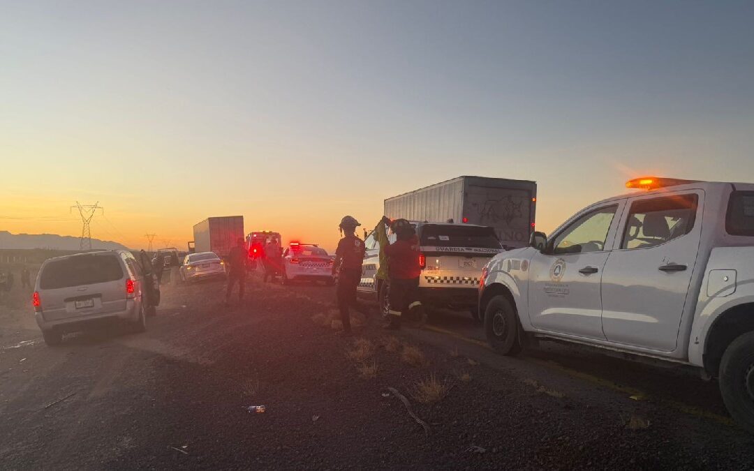 Accidente de tráfico mortal en la carretera Torreón-Saltillo: mujer fallece junto a su hija menor